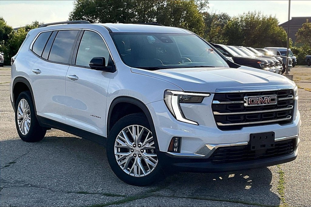 Used 2026 GMC Acadia Elevation w/ Elevation Premium Package