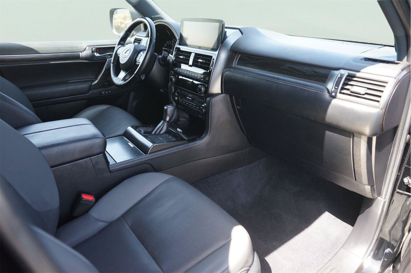 Used 2022 Lexus GX 460 w/ Black Line Special Edition AWD/4WD image 18