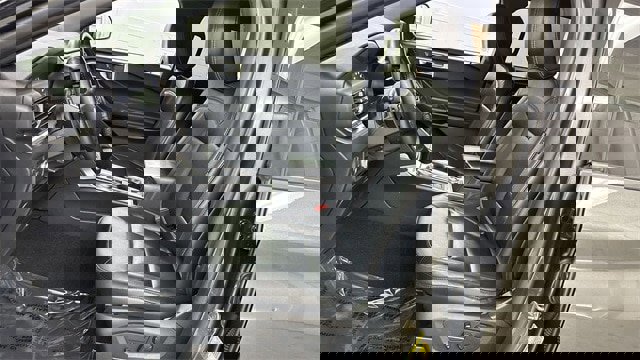 Certified 2020 Ford Explorer XLT w/ Equipment Group 202A image 3