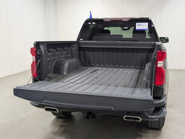 Used 2020 Chevrolet Silverado 1500 Custom Trail Boss w/ Custom Convenience Package image 9