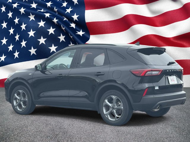 Certified 2025 Ford Escape ST-Line Select AWD/4WD image 9