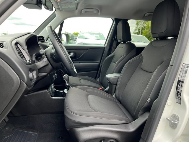 Used 2023 Jeep Renegade Altitude w/ Convenience Group I AWD/4WD video 3