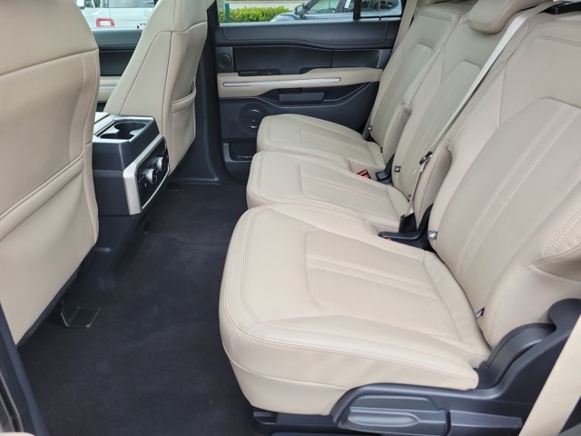 Certified 2022 Ford Expedition Limited AWD/4WD image 11