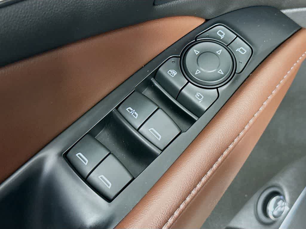 Used 2021 Buick Enclave Avenir w/ Avenir Technology Package FWD image 29