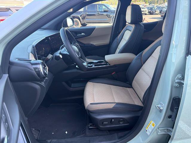 Used 2025 Chevrolet Equinox ACTIV AWD/4WD image 11