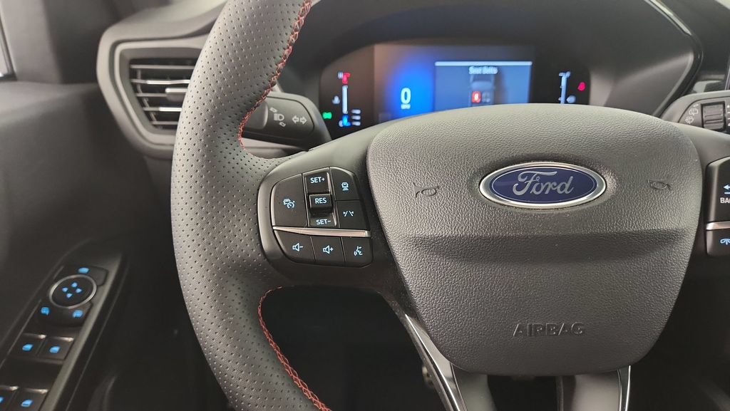 Certified 2024 Ford Escape ST-Line Select w/ Tech Pack #1 AWD/4WD image 19