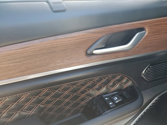 Used 2022 Jeep Grand Cherokee Summit w/ Adv Protech Group IV image 18