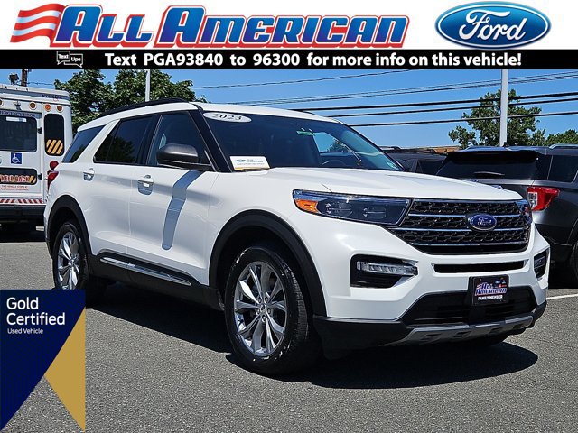 Certified 2023 Ford Explorer XLT w/ Equipment Group 202A
