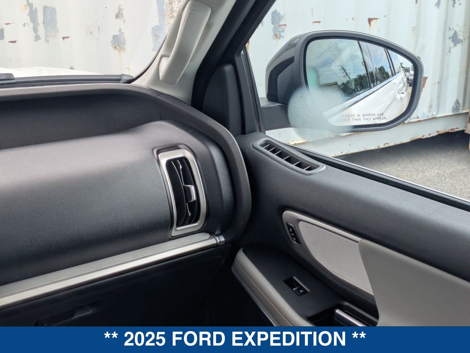 Certified 2025 Ford Expedition Active RWD image 21