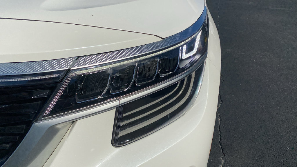 Used 2022 Kia Seltos SX w/ Sunroof Package AWD/4WD image 9