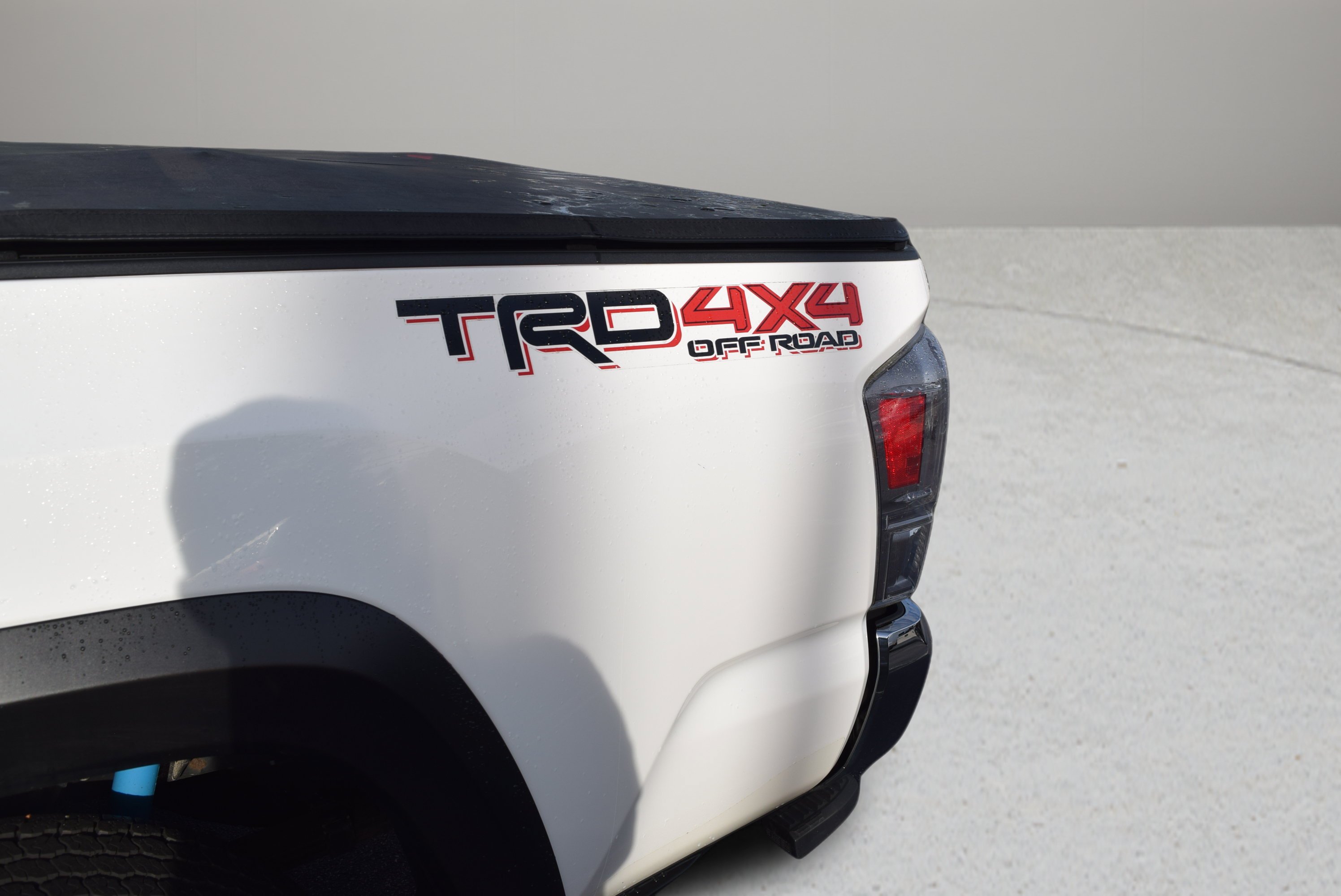 Used 2022 Toyota Tacoma TRD Off-Road AWD/4WD image 9
