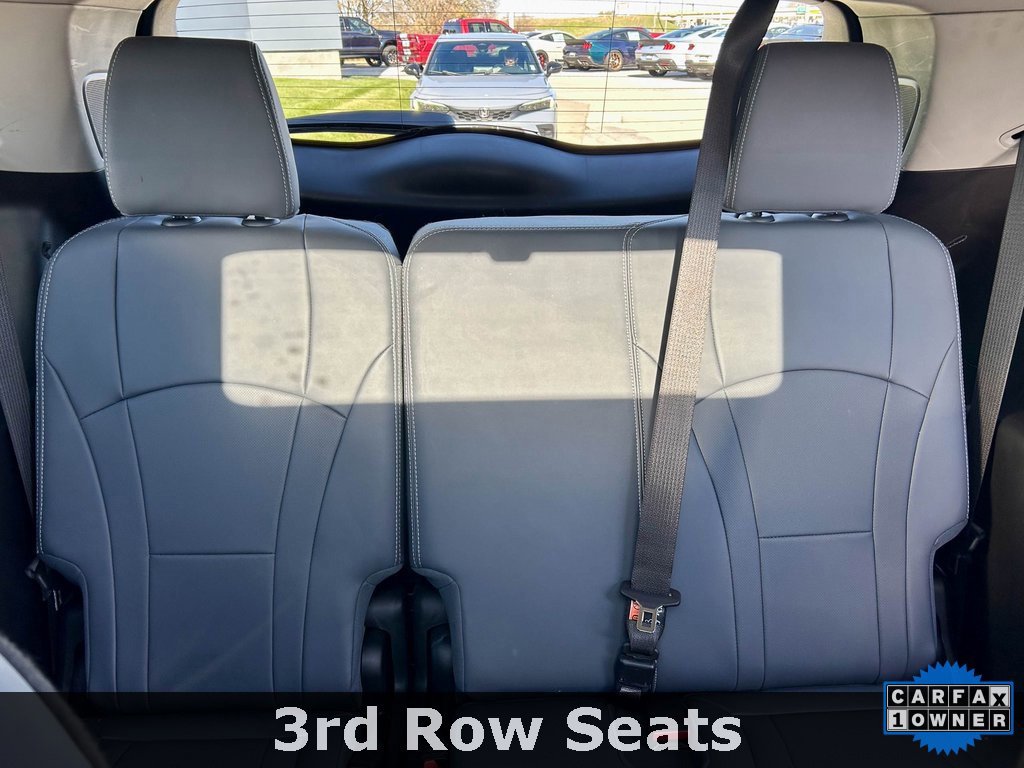 Used 2021 Buick Enclave Essence w/ Sport Touring Edition image 14