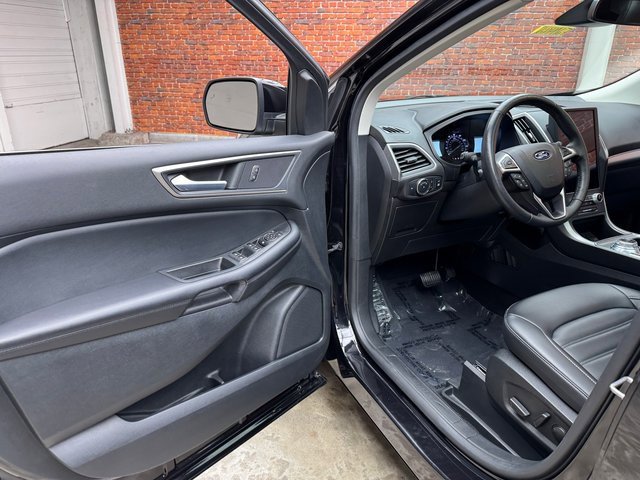 Certified 2022 Ford Edge SEL w/ Convenience Package image 9