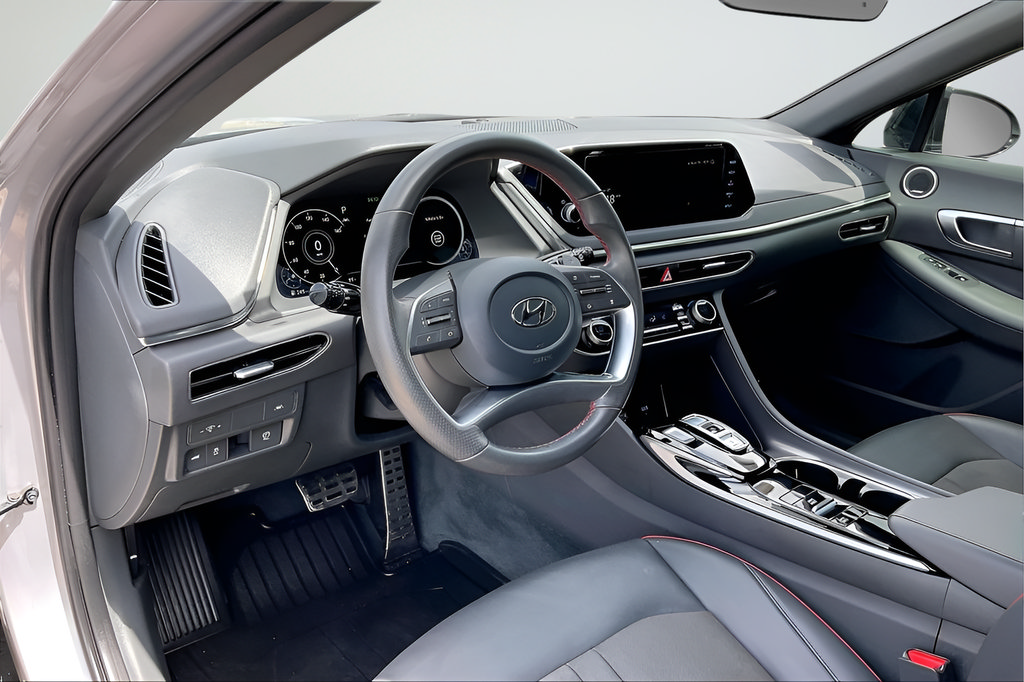 Used 2023 Hyundai Sonata SEL Plus FWD image 14