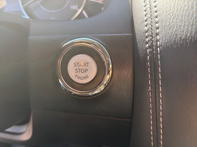 Used 2019 INFINITI QX80 Luxe w/ Proassist Package AWD/4WD image 29
