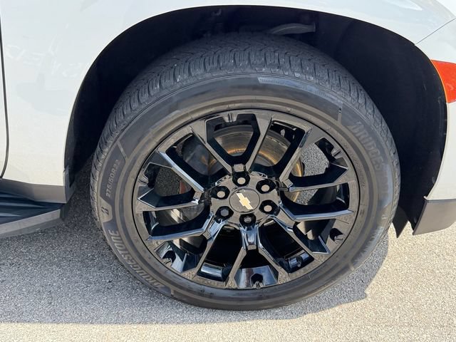 Used 2022 Chevrolet Tahoe LT w/ Luxury Package RWD image 19