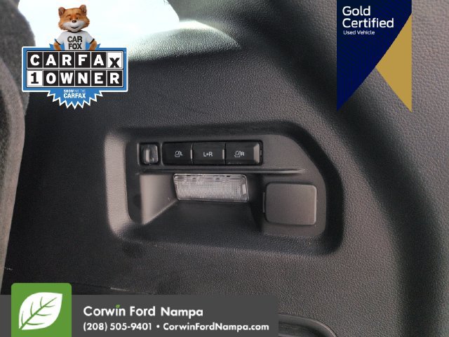 Certified 2025 Ford Explorer Platinum w/ Ultimate Package AWD/4WD image 32