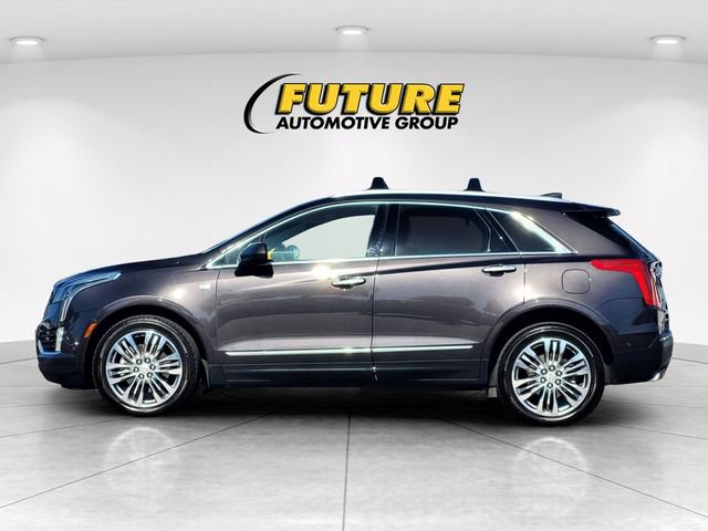 Used 2017 Cadillac XT5 Premium Luxury w/ Driver Assist Package AWD/4WD image 7