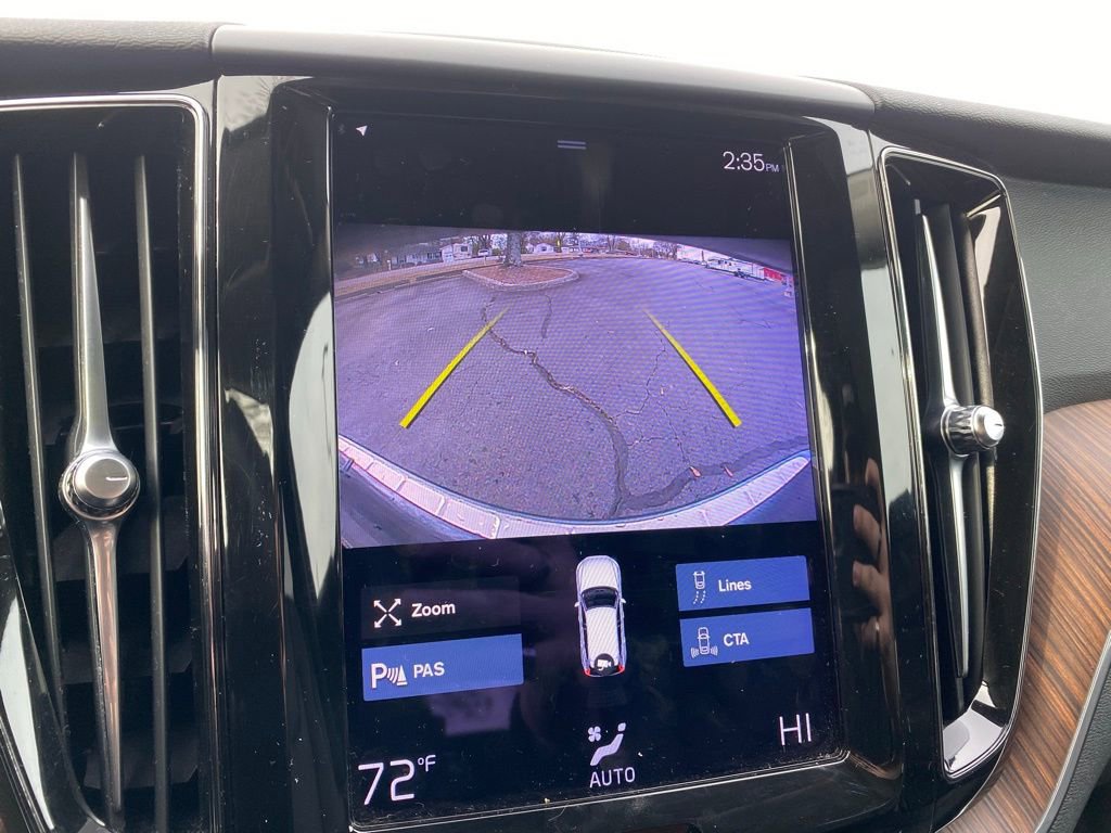 Used 2021 Volvo XC60 T5 Momentum w/ Protection Package Premier image 21