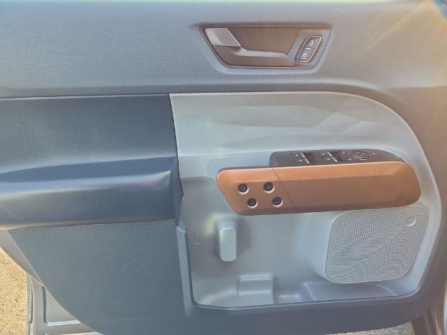 Certified 2022 Ford Maverick Lariat FWD image 17