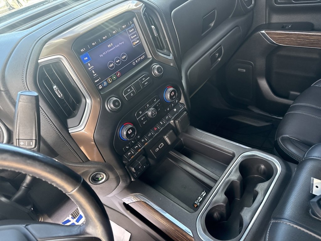 Used 2020 Chevrolet Silverado 1500 High Country w/ Technology Package image 14