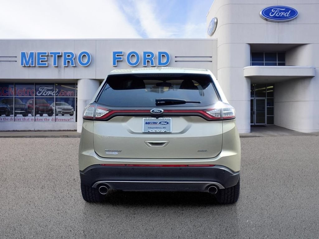 Certified 2018 Ford Edge SEL w/ Equipment Group 201A FWD image 4