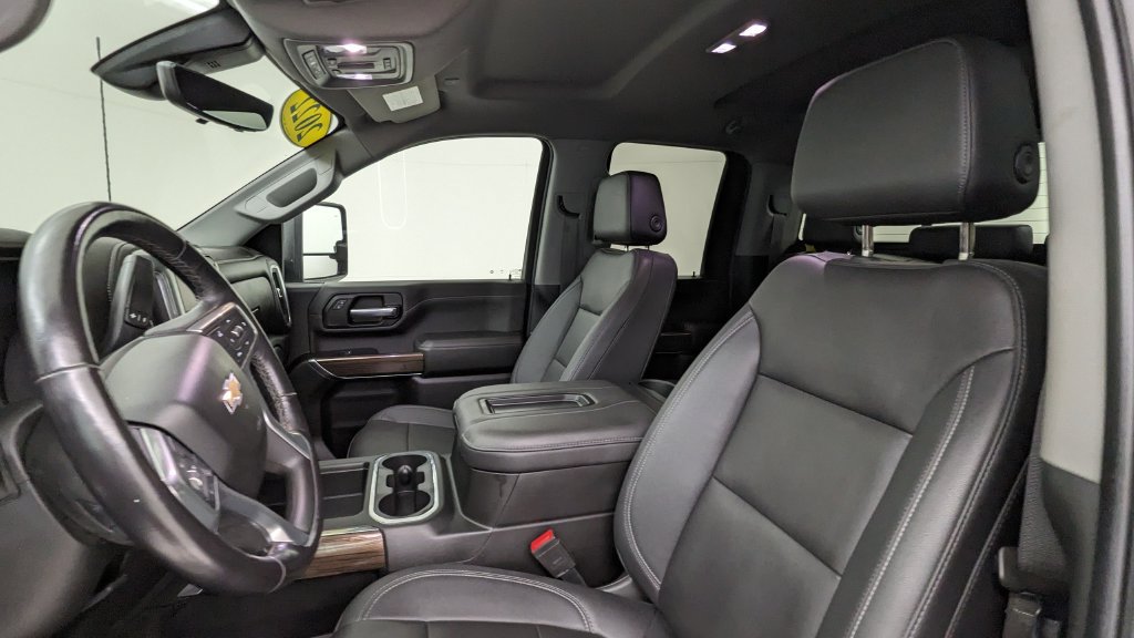 Used 2022 Chevrolet Silverado 2500 LT w/ True North Edition AWD/4WD image 2