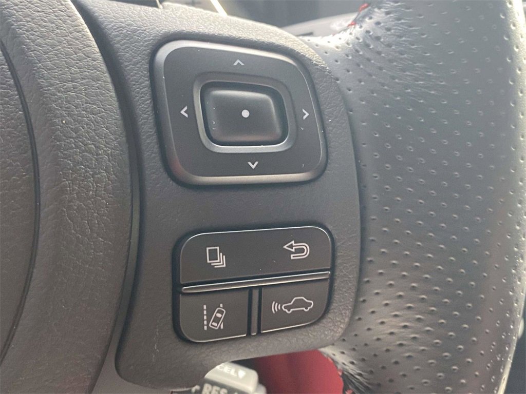 Used 2024 Lexus IS 500 image 25