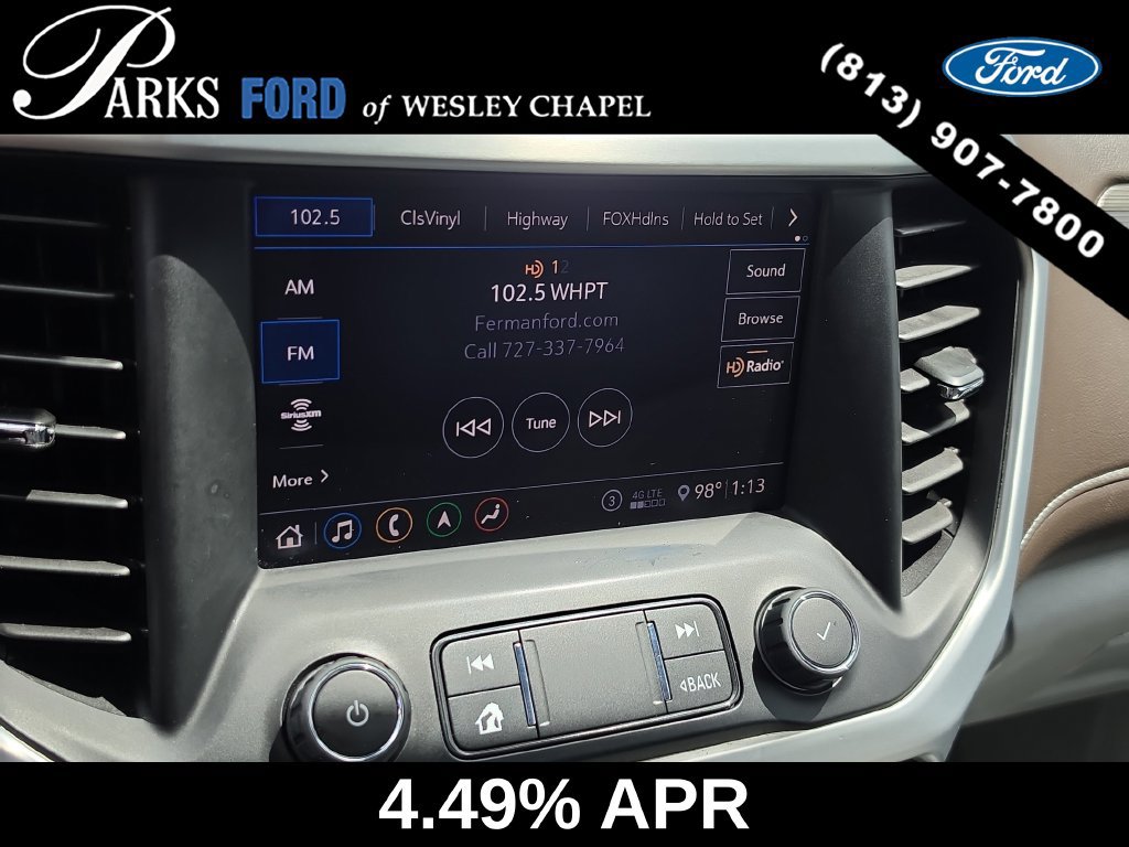 Used 2020 GMC Acadia SLT w/ Driver Alert Package II FWD image 23