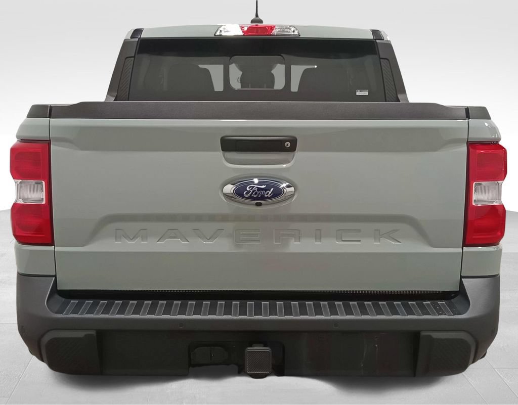 Certified 2024 Ford Maverick Lariat w/ FX4 Off-Road Package AWD/4WD image 5