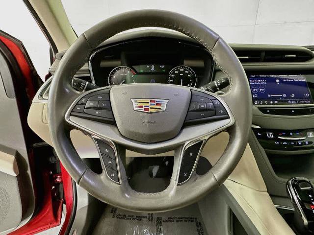 Used 2021 Cadillac XT5 Premium Luxury FWD image 10