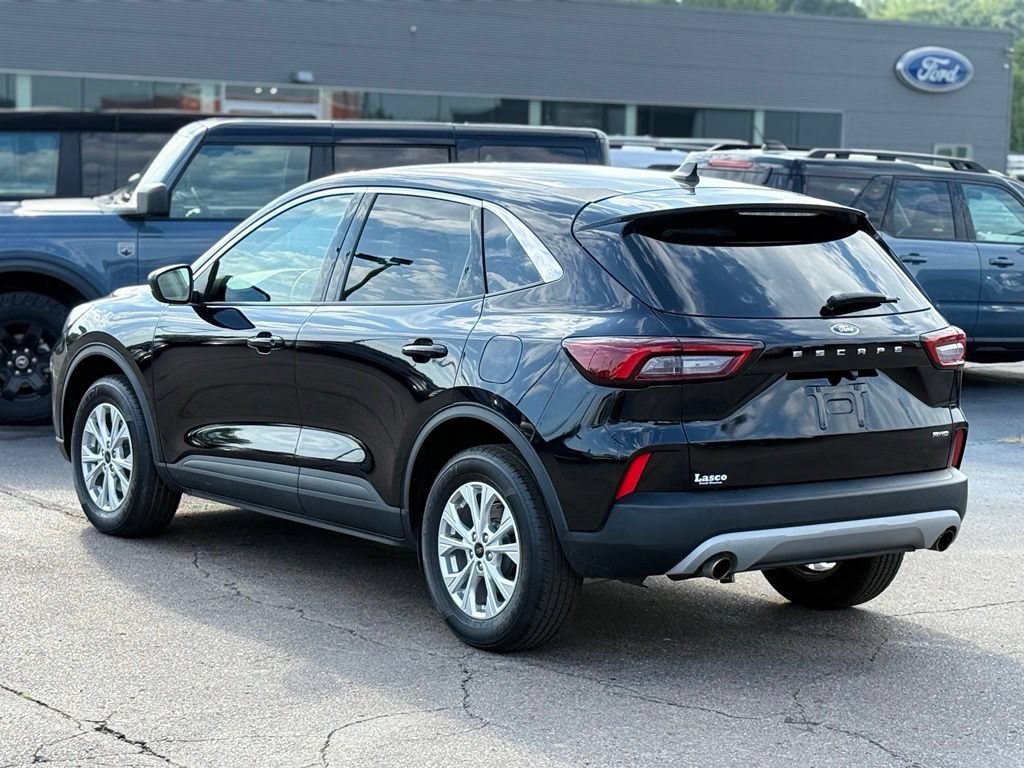 Certified 2024 Ford Escape Active AWD/4WD image 29