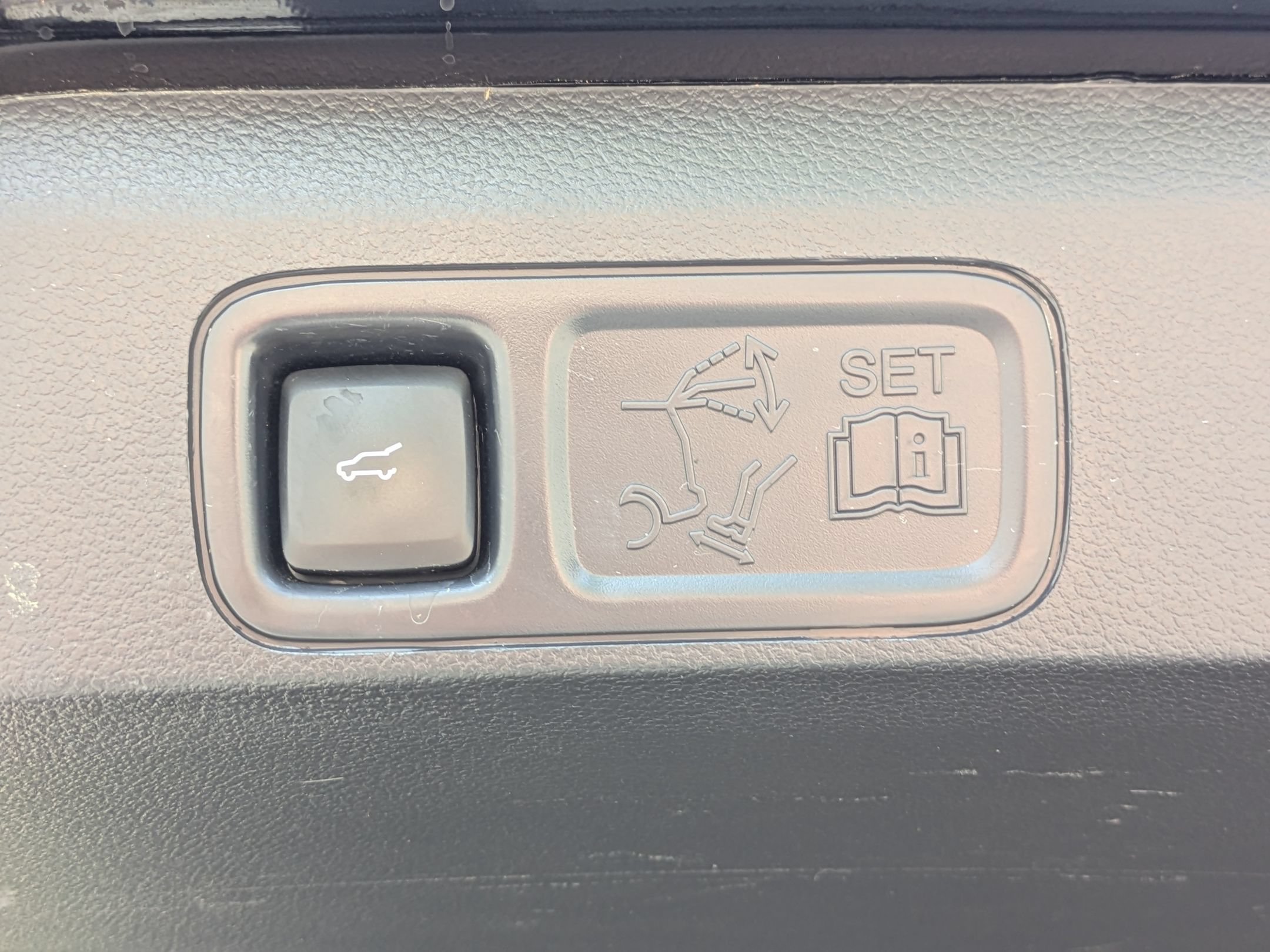 Certified 2023 Ford Expedition Platinum AWD/4WD image 35