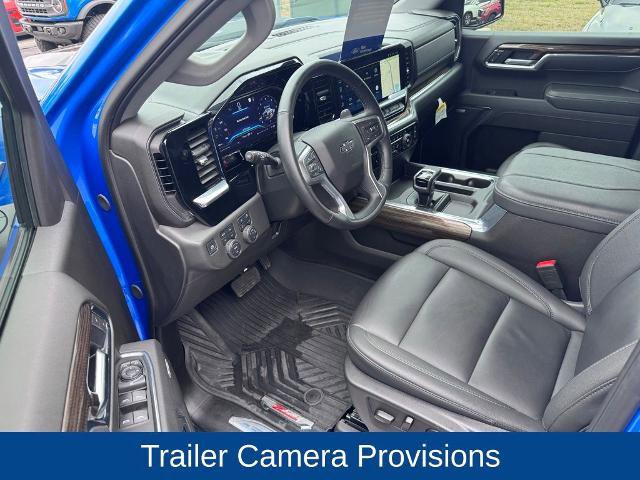 Used 2025 Chevrolet Silverado 1500 LT Trail Boss w/ Convenience Package II image 8