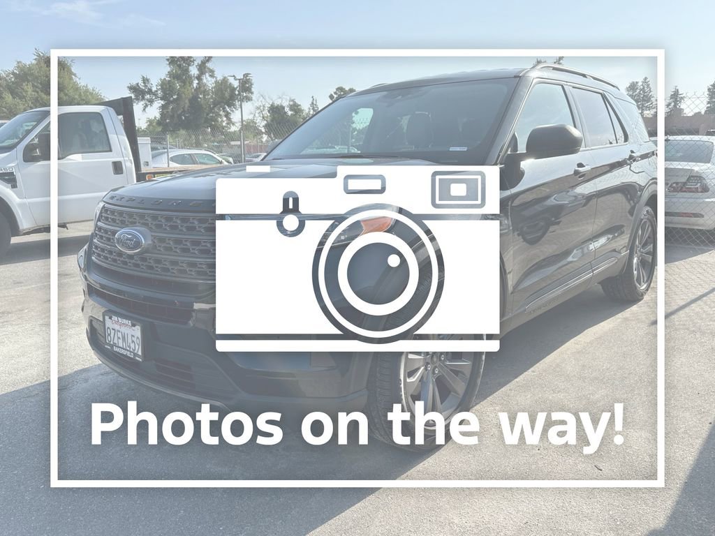 Certified 2021 Ford Explorer XLT w/ Equipment Group 202A