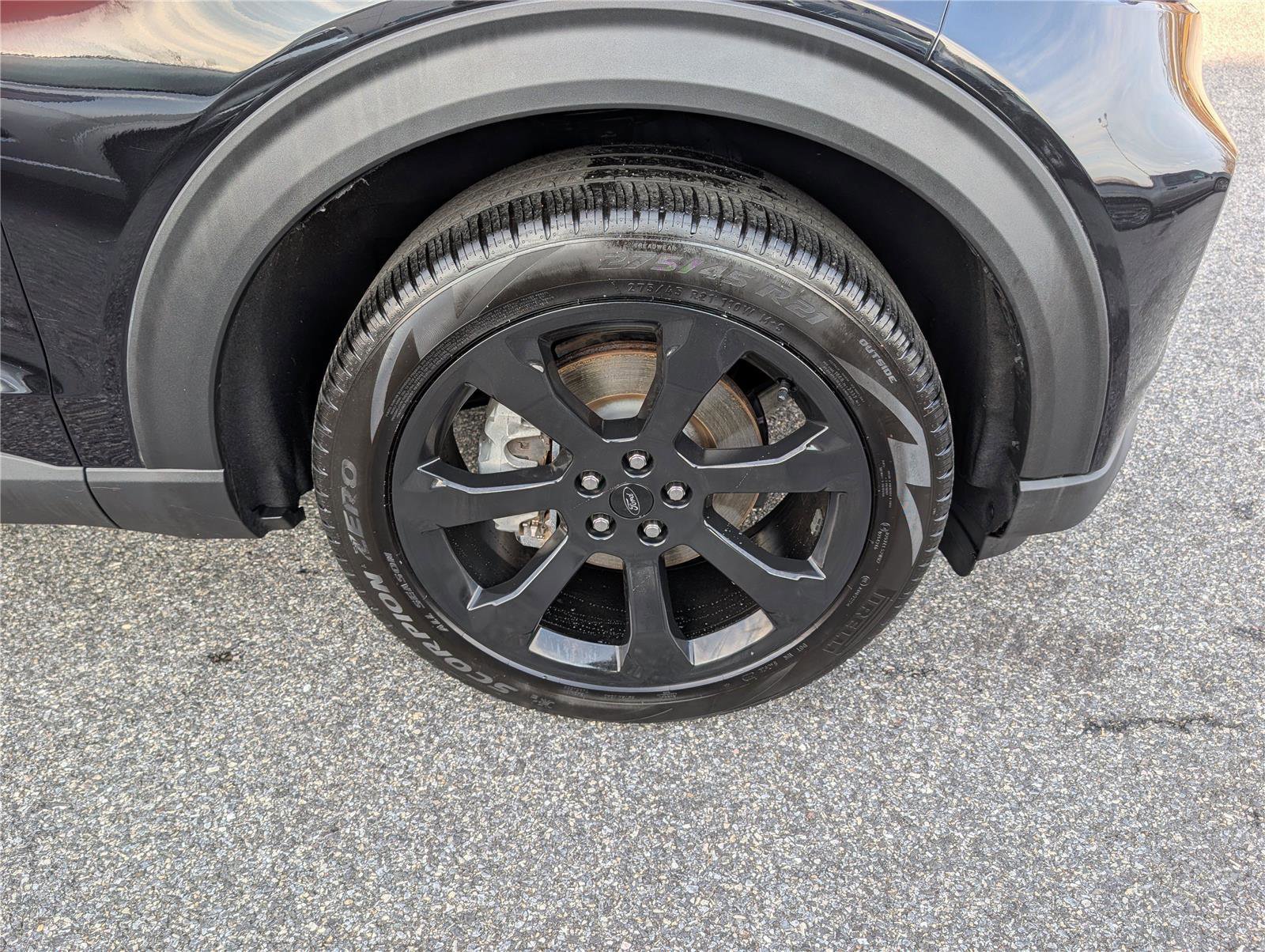 Certified 2023 Ford Explorer ST-Line w/ Class IV Trailer Tow Package image 9