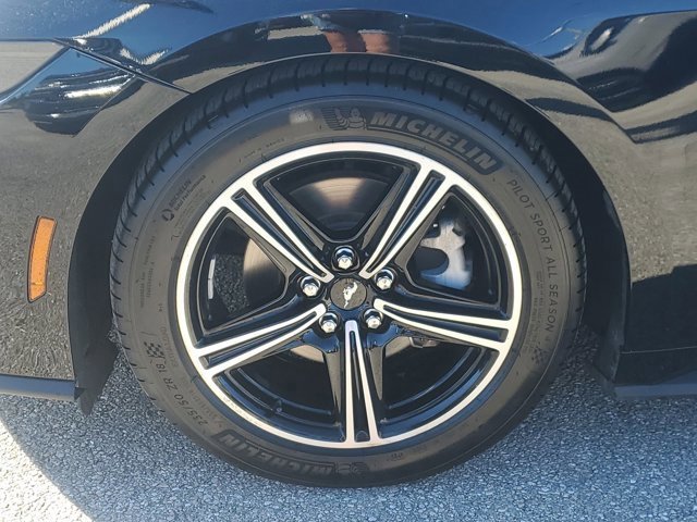 Certified 2024 Ford Mustang Convertible image 8