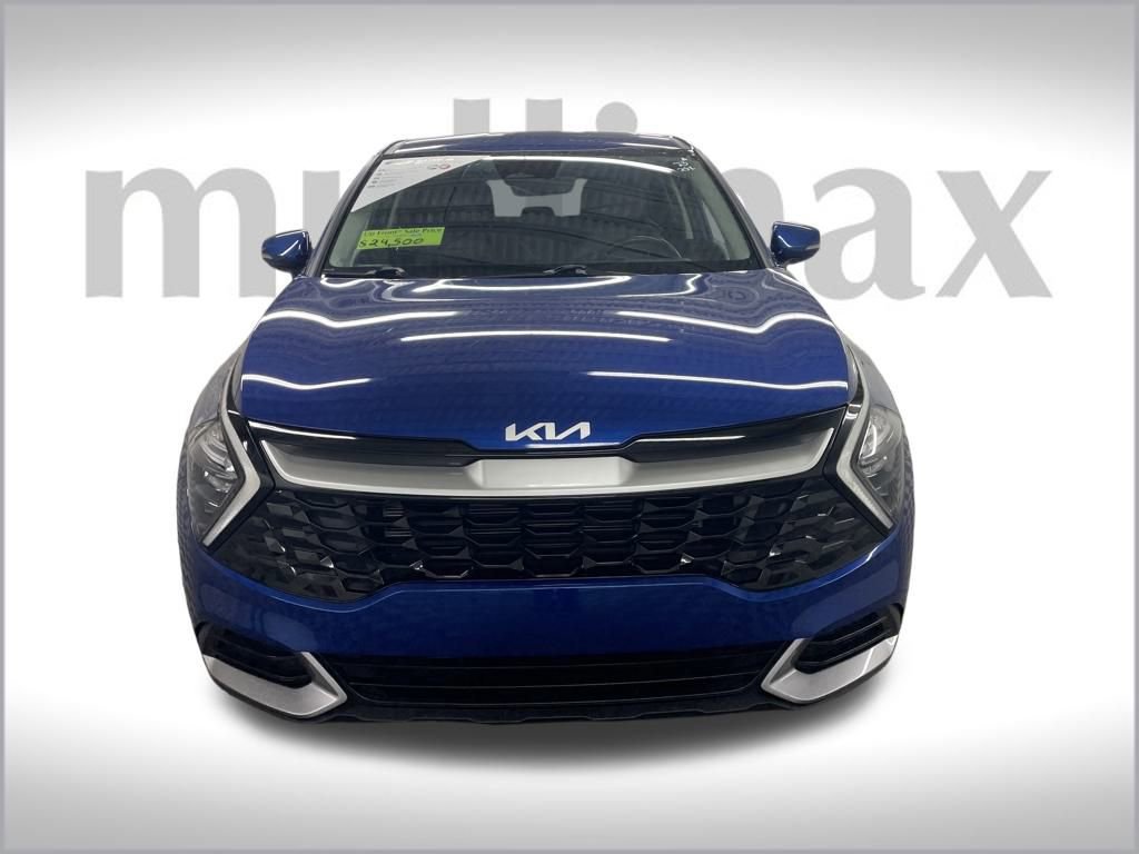 Used 2023 Kia Sportage EX image 8