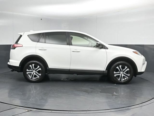 Used 2018 Toyota RAV4 LE w/ All Weather Liner Package AWD/4WD image 16