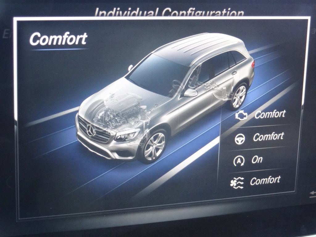 Used 2017 Mercedes-Benz GLC 300 4MATIC image 30