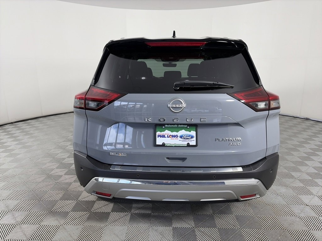 Used 2022 Nissan Rogue Platinum w/ Head-Up Display Package image 6