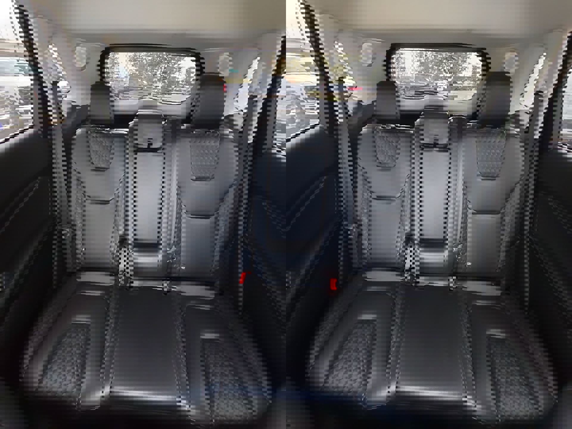 Certified 2024 Ford Edge Titanium image 22