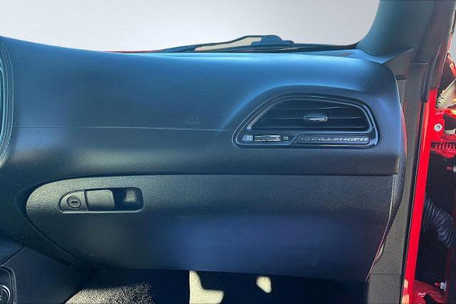 Used 2022 Dodge Challenger SXT w/ Plus Package image 20