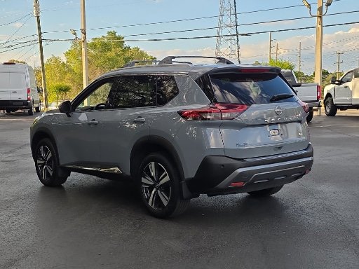 Used 2022 Nissan Rogue SL FWD image 5