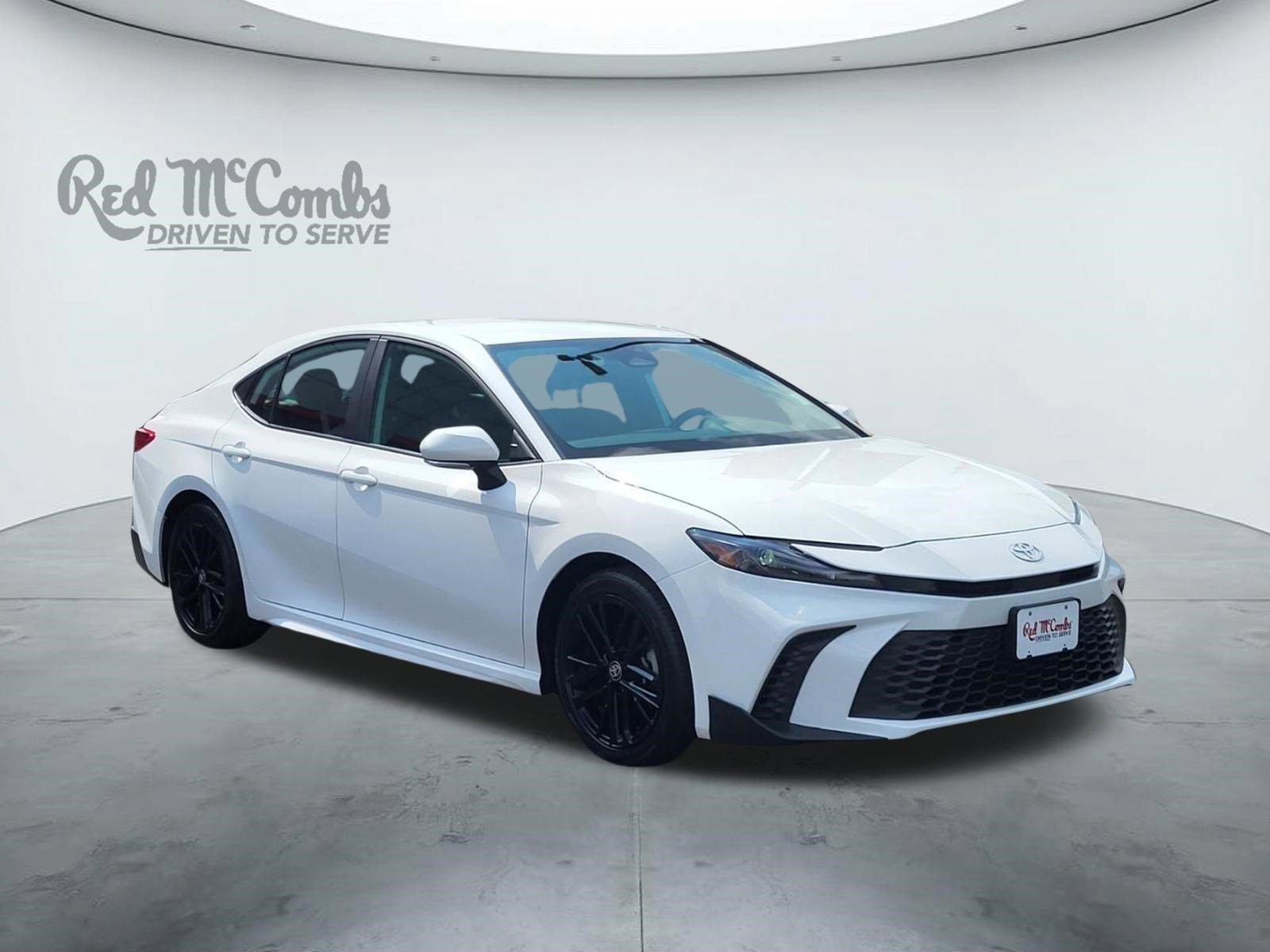 Used 2025 Toyota Camry SE FWD video 1