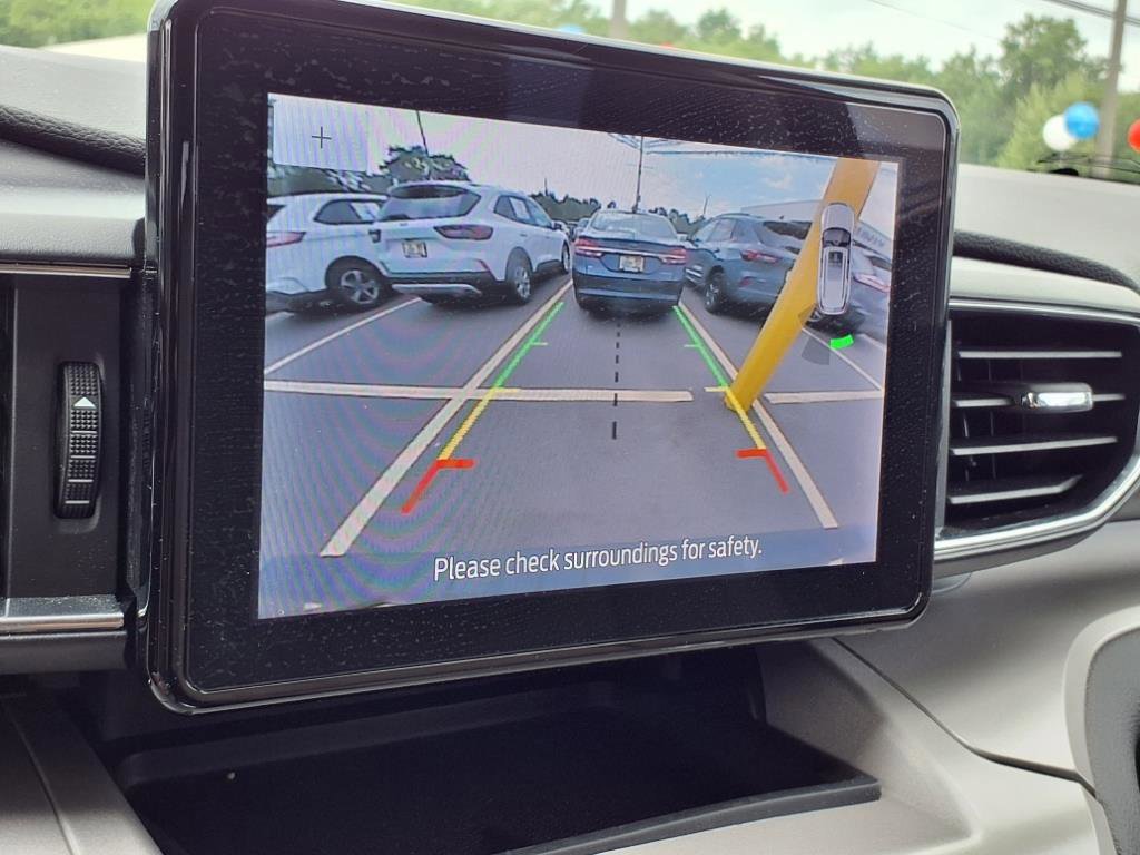 Certified 2023 Ford Explorer XLT w/ Equipment Group 202A image 11