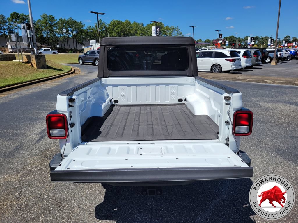 Used 2022 Jeep Gladiator Sport AWD/4WD image 14