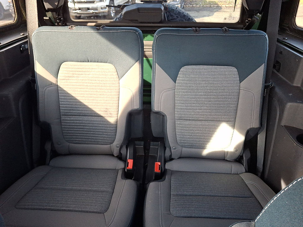 Certified 2022 Ford Bronco Outer Banks w/ Sasquatch Package AWD/4WD image 13