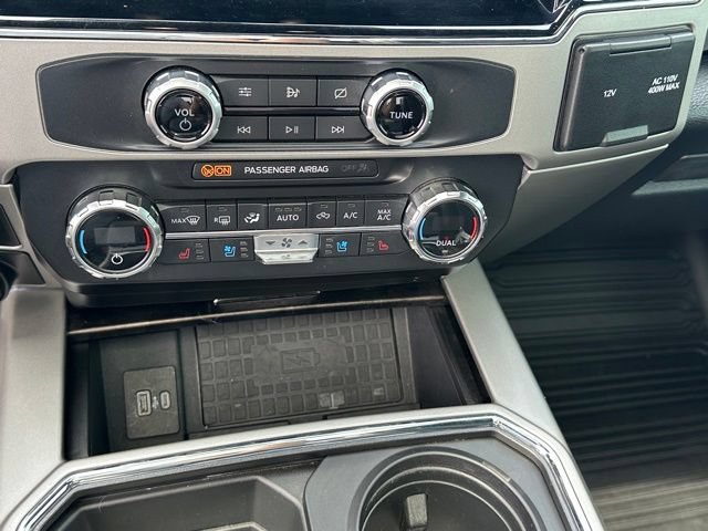 Certified 2022 Ford F350 Lariat w/ Black Appearance Package AWD/4WD image 22