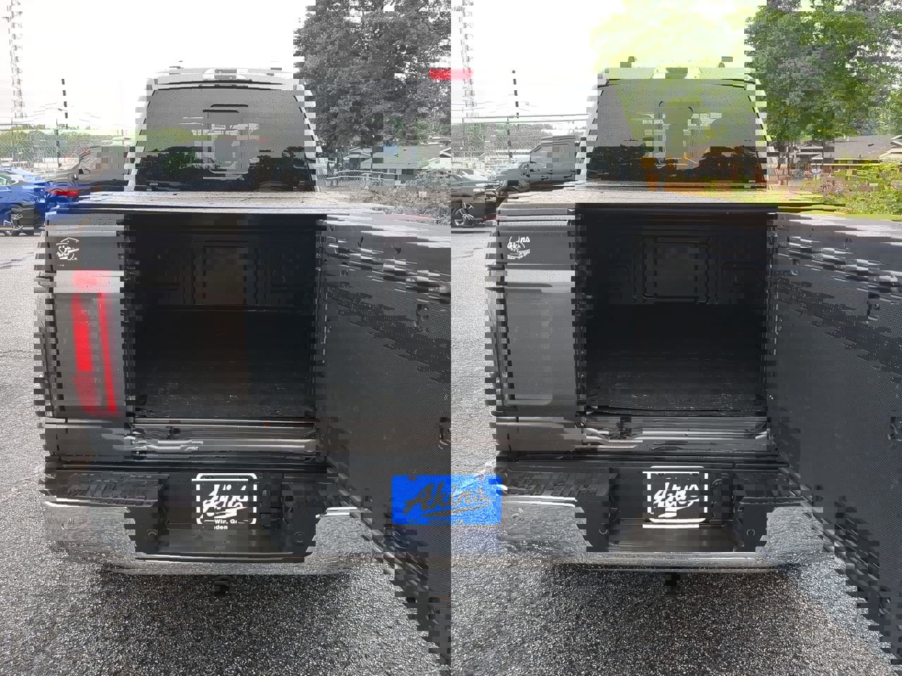 Certified 2025 Ford F150 Lariat w/ Equipment Group 501A Mid AWD/4WD image 11